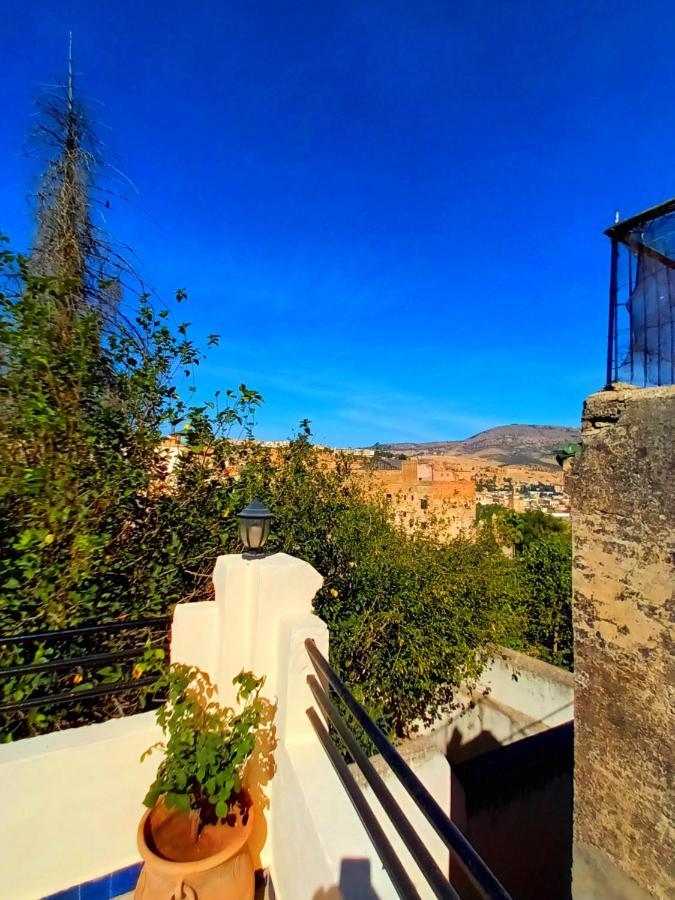 Riad Avec Terrasse Privee Et Piscine Partagee A 300M フェズ エクステリア 写真
