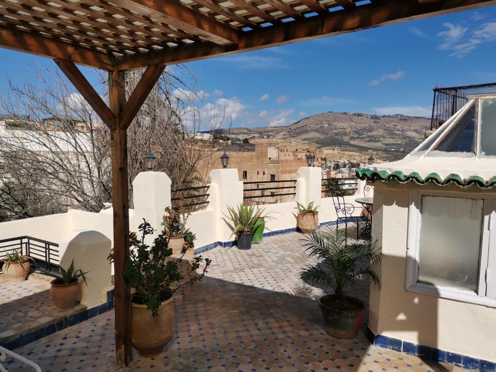 Riad Avec Terrasse Privee Et Piscine Partagee A 300M フェズ エクステリア 写真