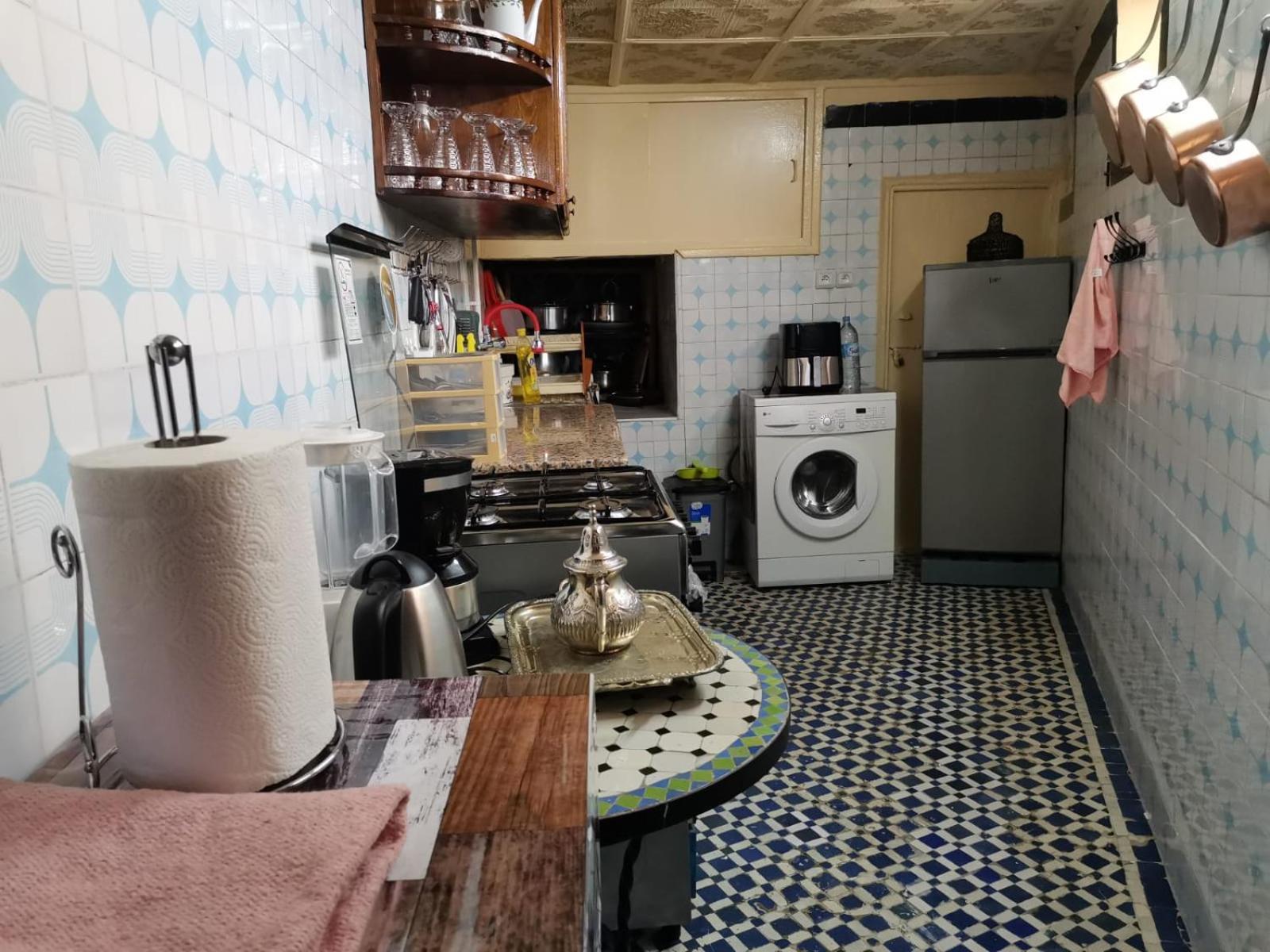 Riad Avec Terrasse Privee Et Piscine Partagee A 300M フェズ エクステリア 写真